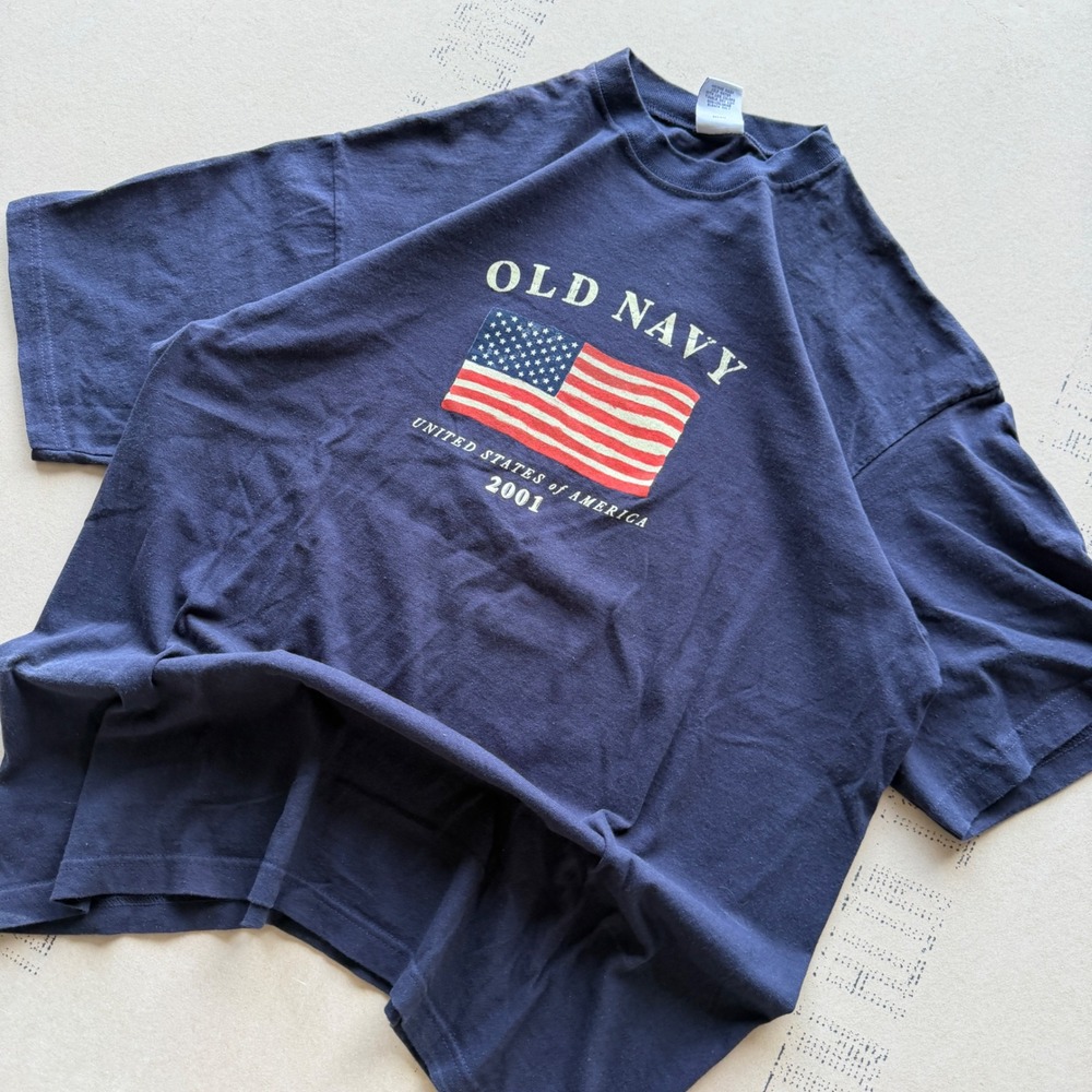 Vintage 2001 Old Navy American Flag T-shirt